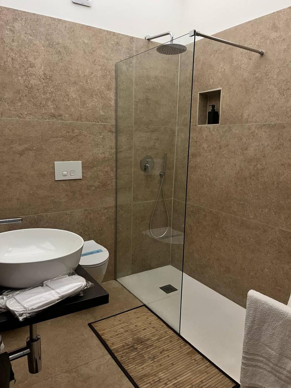 Bien-Etre Exclusive Apartment Taranto Kültér fotó
